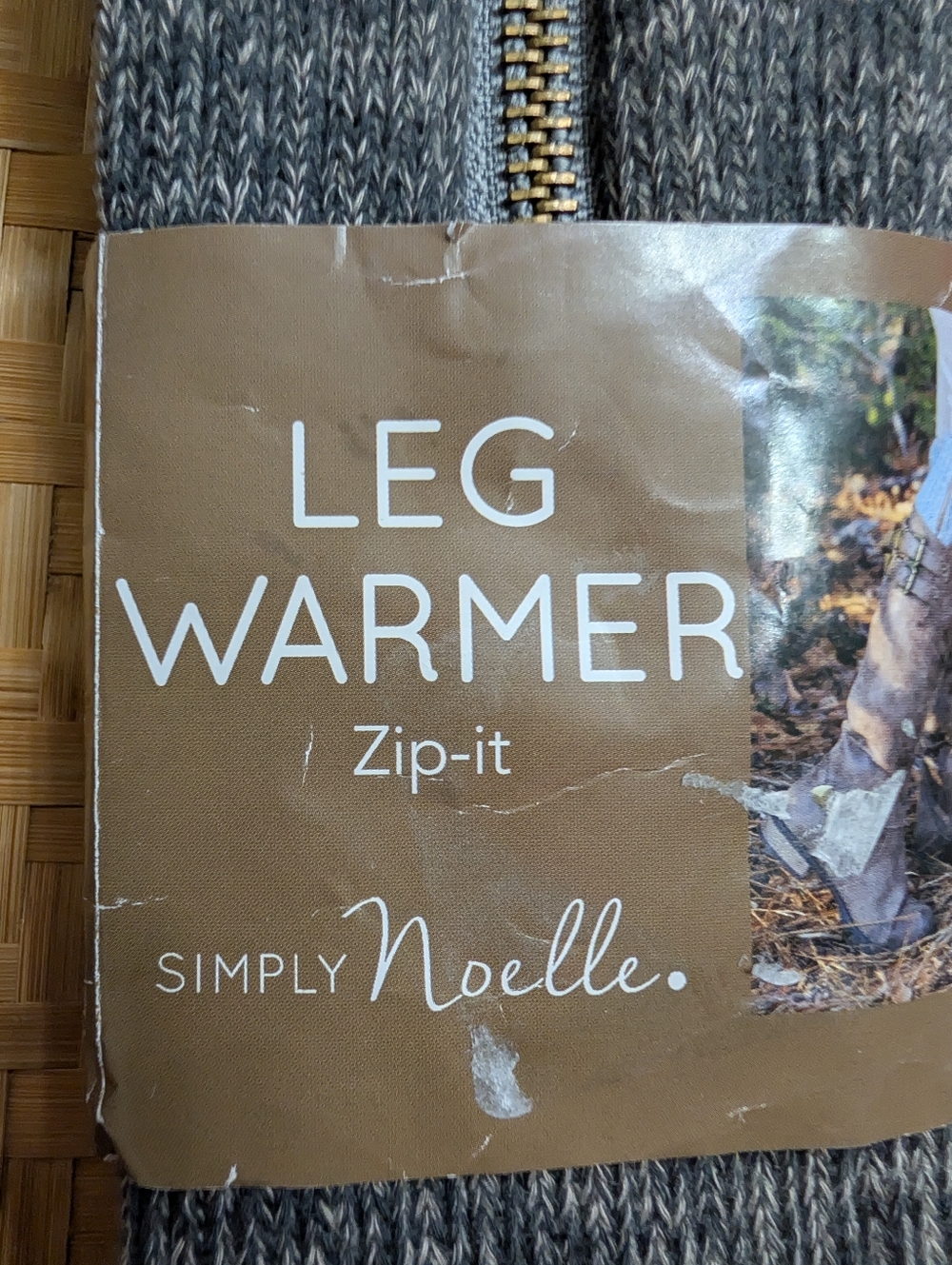 Simply Noelle "Zip It" Leg Warmers – Dark Grey NWT - Picture 3 of 7